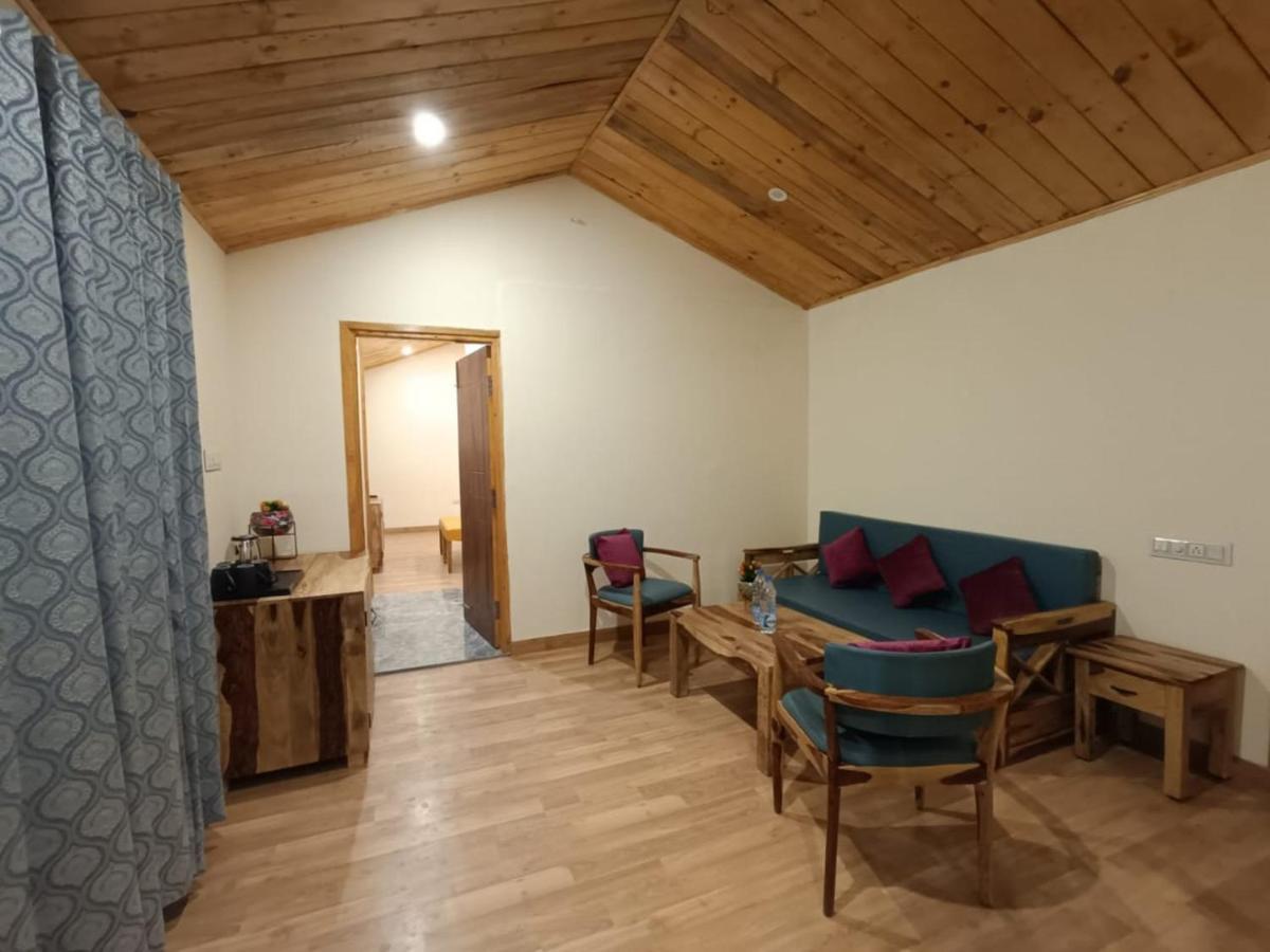 Aaroham Resort, Шимла Экстерьер фото